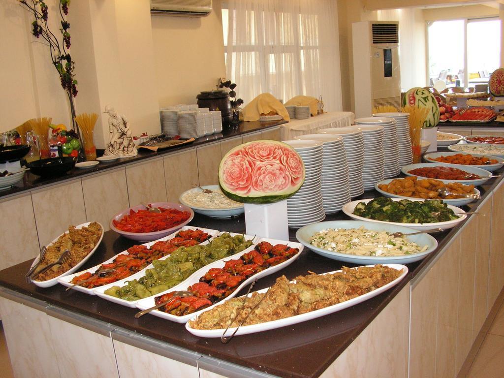 Ayvalı Amphora Hotel מראה חיצוני תמונה