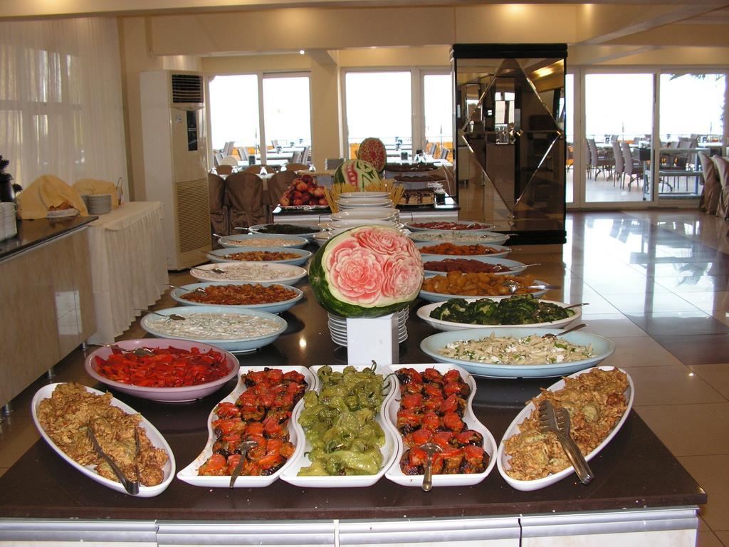 Ayvalı Amphora Hotel מראה חיצוני תמונה