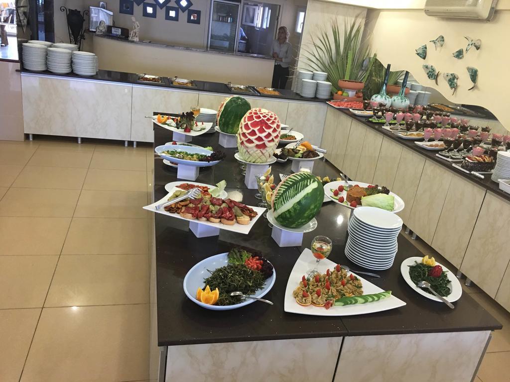 Ayvalı Amphora Hotel מראה חיצוני תמונה