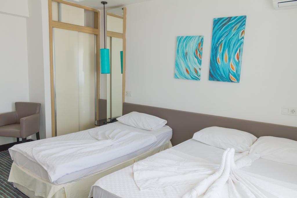Ayvalı Amphora Hotel מראה חיצוני תמונה