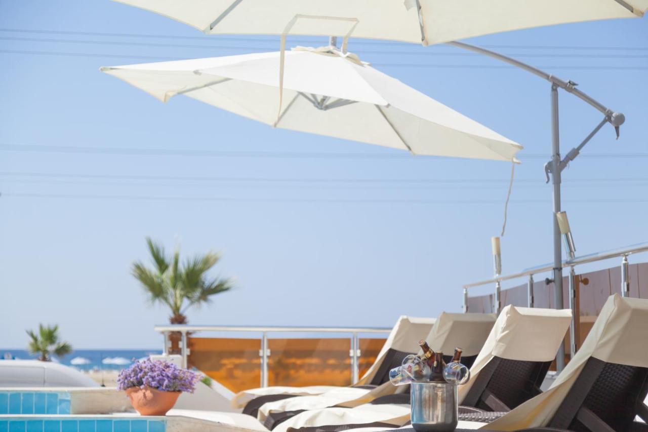 Ayvalı Amphora Hotel מראה חיצוני תמונה